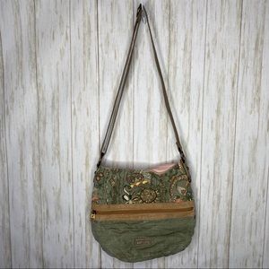 Sakroots crossbody bag green and tan